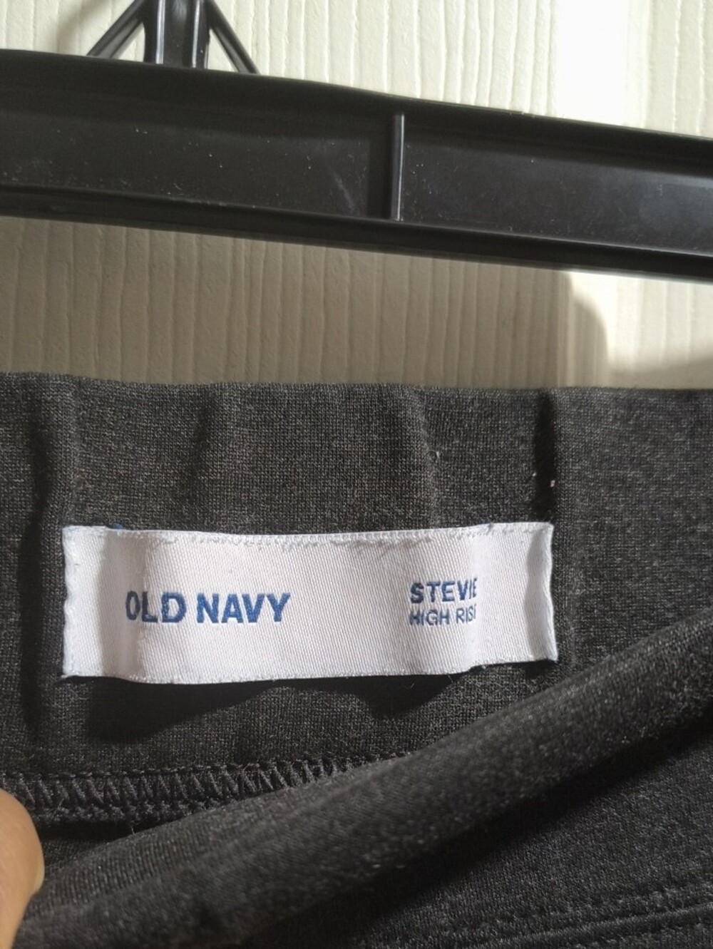 Old Navy Charcoal Gray Ponte Ankle Pants - Picture 2 of 3